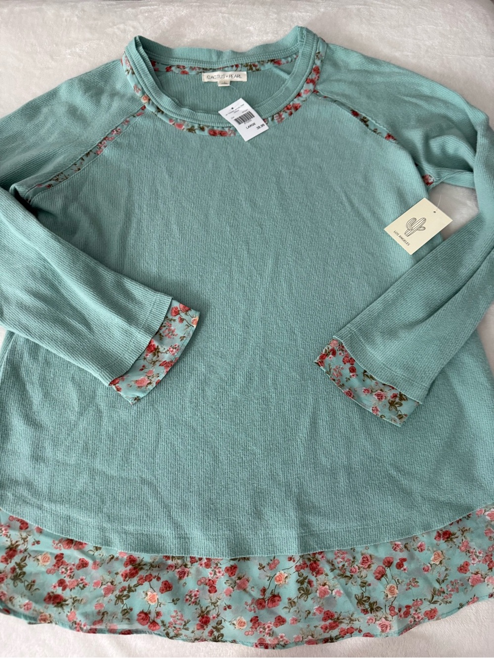 Cactus + Pearl Mint Green Waffle Top Size Large D91